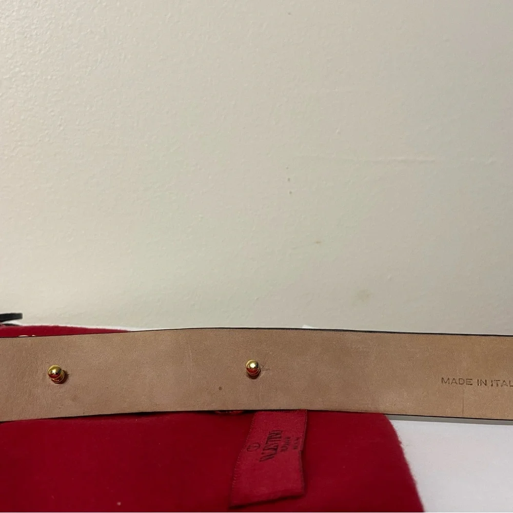 Valentino Garavani New belt lizard skin red/black. Snake buckle. Size small. - Picture 7 of 12